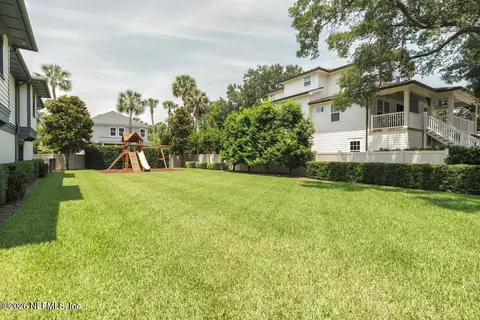 359 8th St, Atlantic Beach, FL 32233 photo 2