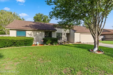 1980 Choctaw Trl, Middleburg, FL 32068