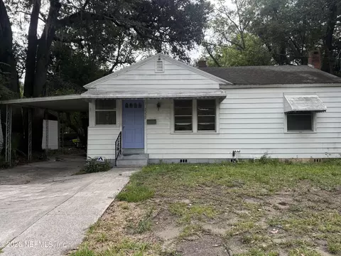2229 Home Park Cir E, Jacksonville, FL 32207