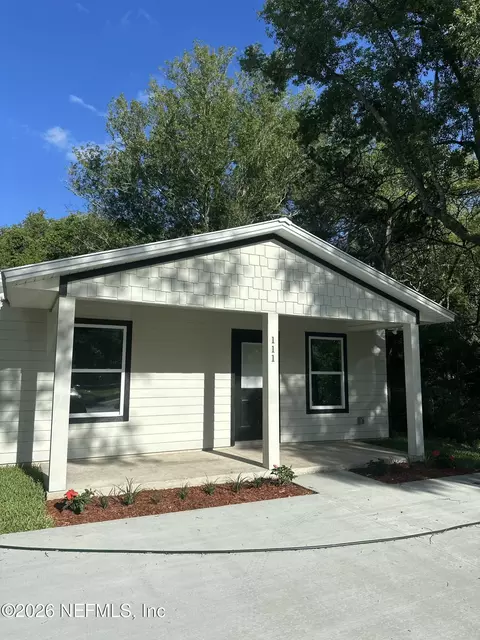 111 Davis Lake Rd, Palatka, FL 32177
