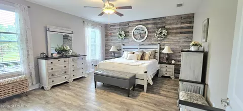 Bedroom - 284 Atlanta Dr, Saint Augustine, FL 32092 photo 2 of 5