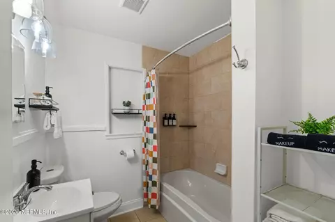 Bath - 312 Alcazar St, Saint Augustine, FL 32080 photo 2 of 2
