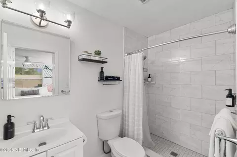 Bath - 312 Alcazar St, Saint Augustine, FL 32080 photo 1 of 2