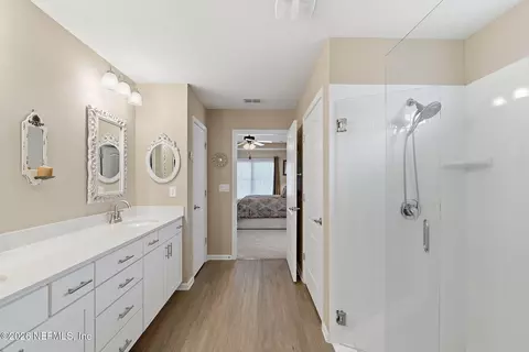 Bath - 332 Palace Dr, Saint Augustine, FL 32084 photo 3 of 3