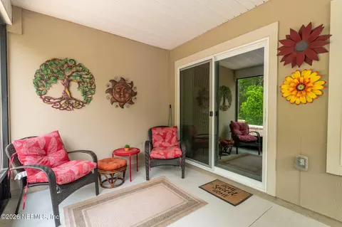 Exterior - 332 Palace Dr, Saint Augustine, FL 32084 photo 2 of 13
