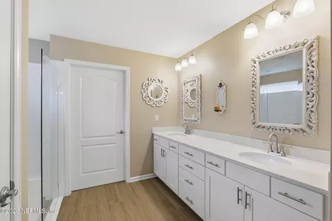 Bath - 332 Palace Dr, Saint Augustine, FL 32084 photo 2 of 3