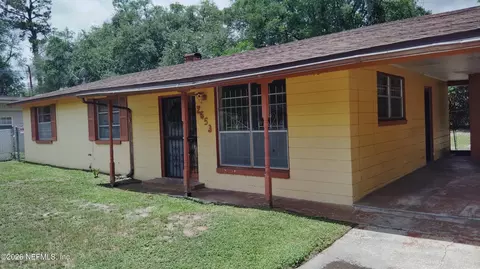 2626 Sandra Ln, Jacksonville, FL 32208