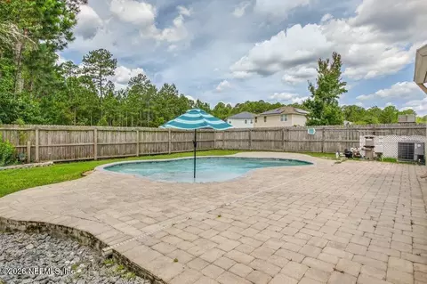 Exterior - 77137 Cobblestone Dr, Yulee, FL 32097 photo 3 of 7