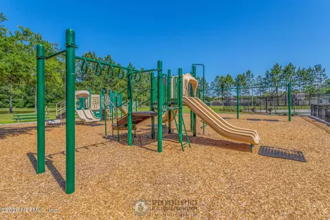 View/Area - 77137 Cobblestone Dr, Yulee, FL 32097 photo 2 of 3