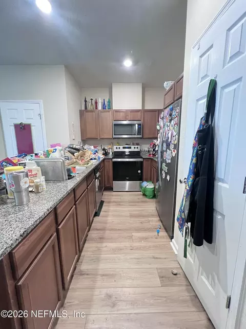 Kitchen - 124 Great Star Ct, Saint Augustine, FL 32086 photo 3 of 6