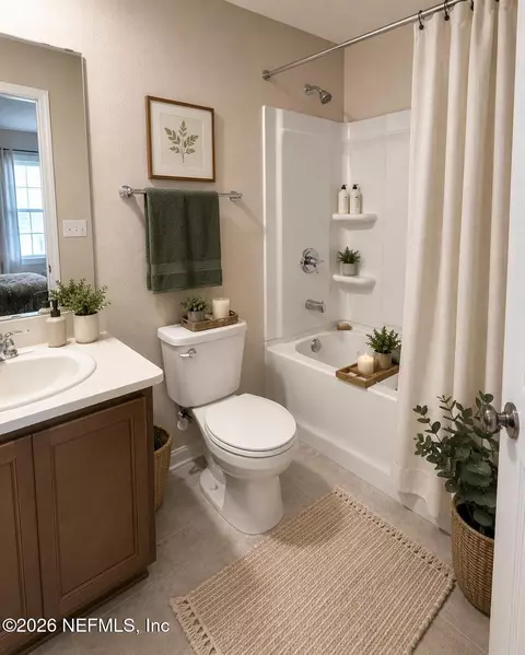 Bath - 124 Great Star Ct, Saint Augustine, FL 32086 photo 1 of 3