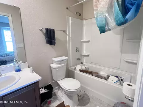 Bath - 124 Great Star Ct, Saint Augustine, FL 32086 photo 2 of 3