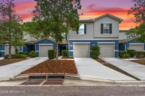 860 S Black Cherry Dr, Saint Johns, FL 32259
