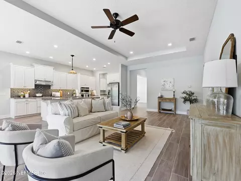 Living - 152 Pine Haven Dr, Saint Johns, FL 32259 photo 2 of 5