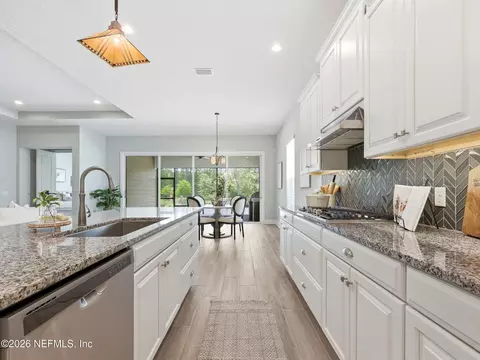 Kitchen - 152 Pine Haven Dr, Saint Johns, FL 32259 photo 3 of 7