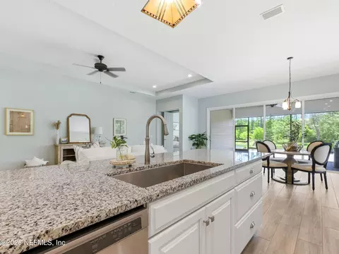 Kitchen - 152 Pine Haven Dr, Saint Johns, FL 32259 photo 4 of 7