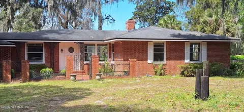 1900 E Holly Oaks Lake Rd E, Jacksonville, FL 32225