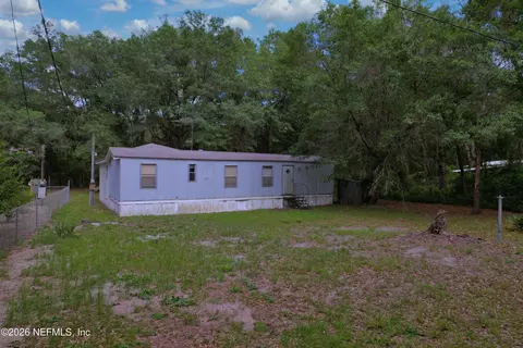 104 Helen Ave, Interlachen, FL 32148 photo 19