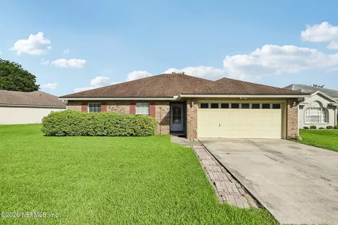 12671 Hickory Lakes Dr S, Jacksonville, FL 32225