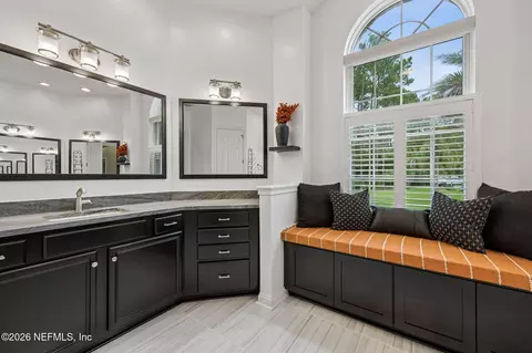 Bath - 96030 Blackrock Hammock Dr, Yulee, FL 32097 photo 3 of 10