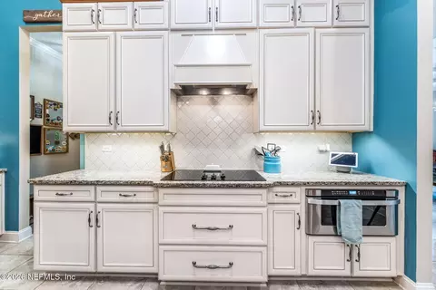 Kitchen - 101 Brianhead Ct, Saint Johns, FL 32259 photo 7 of 7