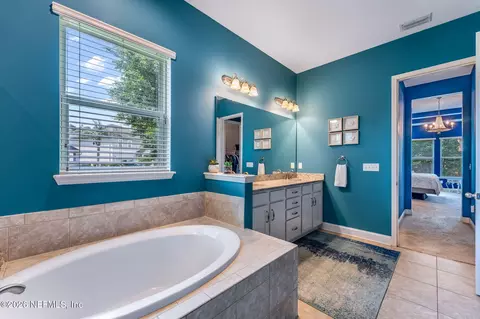 Bath - 101 Brianhead Ct, Saint Johns, FL 32259 photo 8 of 10