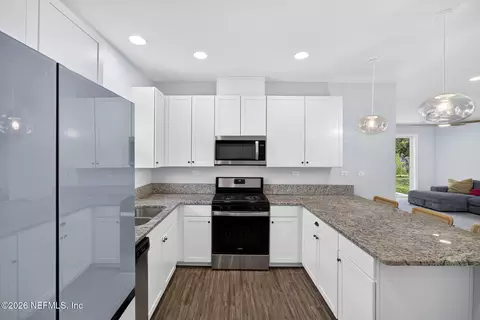 Kitchen - 210 Wineberry Ln, Saint Augustine, FL 32092 photo 3 of 3