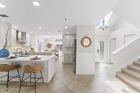 Entry Way - 320 Village Dr #D, Saint Augustine, FL 32084 photo 3 of 4