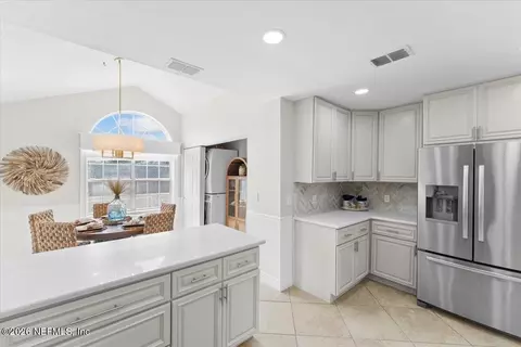 Kitchen - 320 Village Dr #D, Saint Augustine, FL 32084 photo 4 of 5