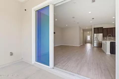 Exterior - 65784 Edgewater Dr, Yulee, FL 32097 photo 3 of 8