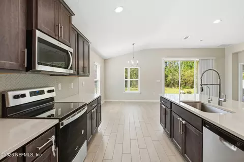 Kitchen - 65784 Edgewater Dr, Yulee, FL 32097 photo 3 of 4
