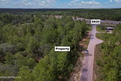 107 Paris St, Interlachen, FL 32148 photo 4