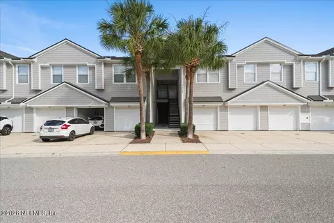 7068 Deer Lodge Cir #107, Jacksonville, FL 32256