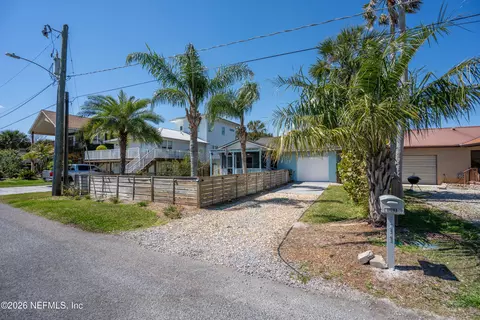 Exterior - 111 Ferdinand Ave, Saint Augustine, FL 32080 photo 1 of 12