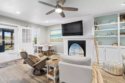 Living - 111 Ferdinand Ave, Saint Augustine, FL 32080 photo 1 of 1
