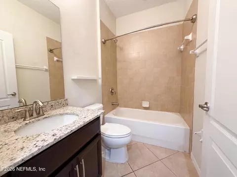 Bath - 790 Battersea Dr, Saint Augustine, FL 32095 photo 4 of 4