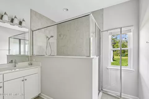 Bath - 184 Wineberry Ln, Saint Augustine, FL 32092 photo 2 of 4