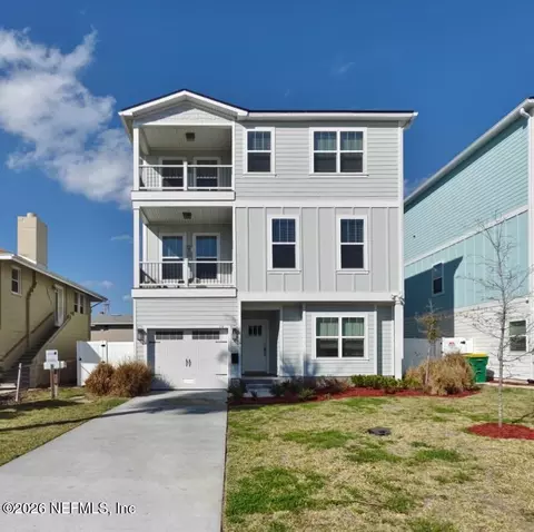 215-217 N 12th Ave, Jacksonville Beach, FL 32250