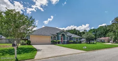 401 Twin Oaks Ln, Saint Johns, FL 32259
