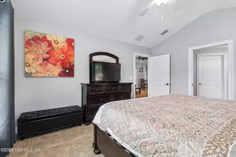 Bedroom - 122 Timoga Trl #310-D, Saint Augustine, FL 32084 photo 2 of 8