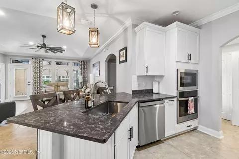 Kitchen - 122 Timoga Trl #310-D, Saint Augustine, FL 32084 photo 5 of 10