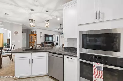 Kitchen - 122 Timoga Trl #310-D, Saint Augustine, FL 32084 photo 7 of 10
