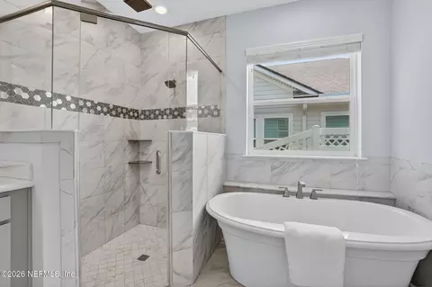 Bath - 232 Creekmore Dr, Saint Augustine, FL 32092 photo 2 of 3