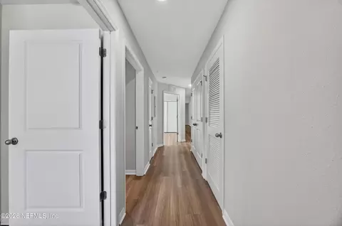 Entry Way - 7650 Mailes Ct, Jacksonville, FL 32210 photo 1 of 3