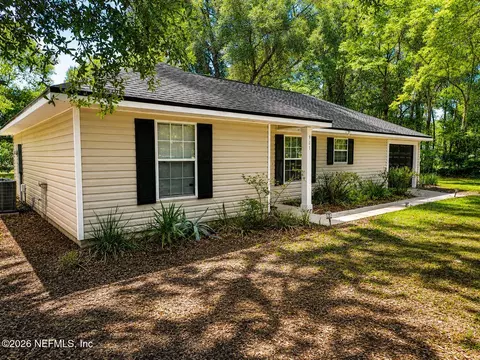 901 SW Pecan St, Keystone Heights, FL 32656