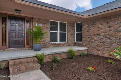 Exterior - 2651 Loopridge Dr, Orange Park, FL 32065 photo 2 of 5