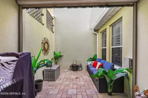 6130 Clearsky Dr, Jacksonville, FL 32258
