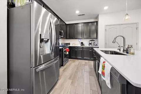 Kitchen - 201 Ash Breeze Cv, Saint Augustine, FL 32095 photo 1 of 2
