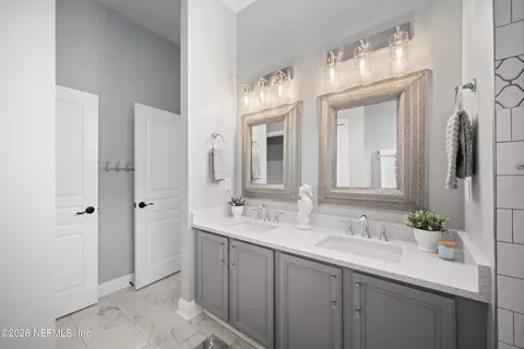 Bath - 837 Eagle Point Dr, Saint Augustine, FL 32092 photo 6 of 7