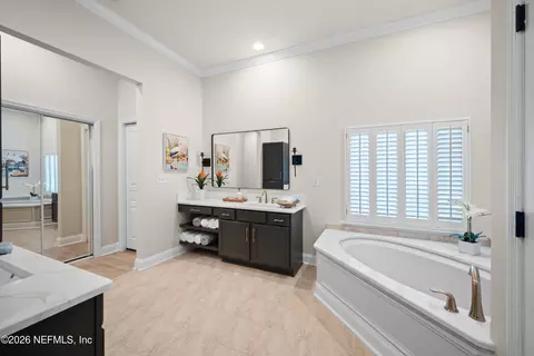 Bath - 837 Eagle Point Dr, Saint Augustine, FL 32092 photo 2 of 8